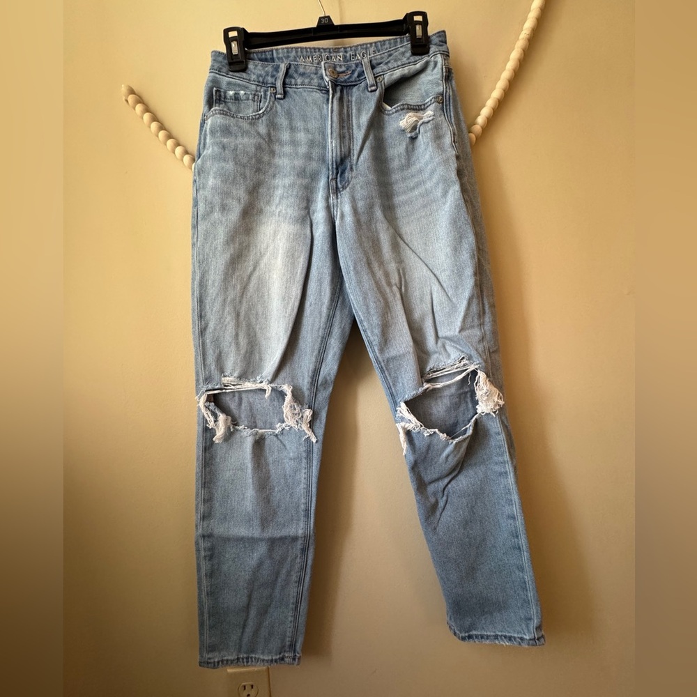 American Eagle Mom Jean Size 6 regular